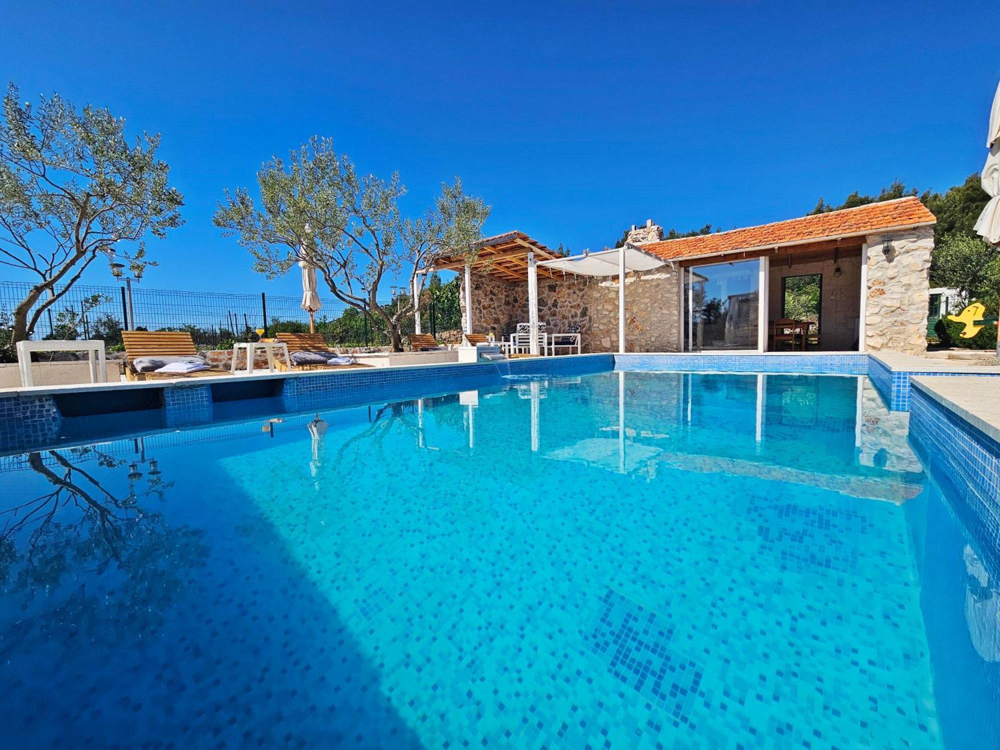 Flamingo - House With Private Pool Villa Gornji Seget Exterior foto