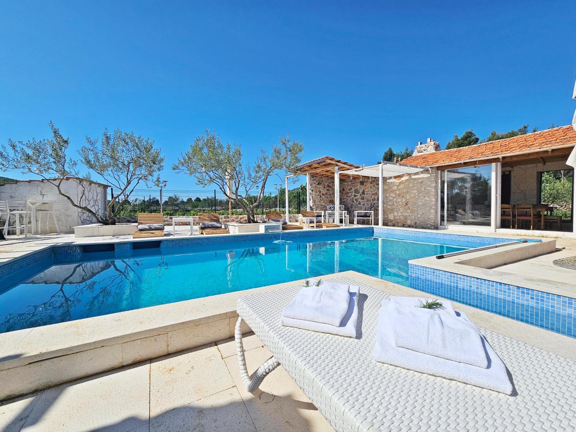 Flamingo - House With Private Pool Villa Gornji Seget Exterior foto